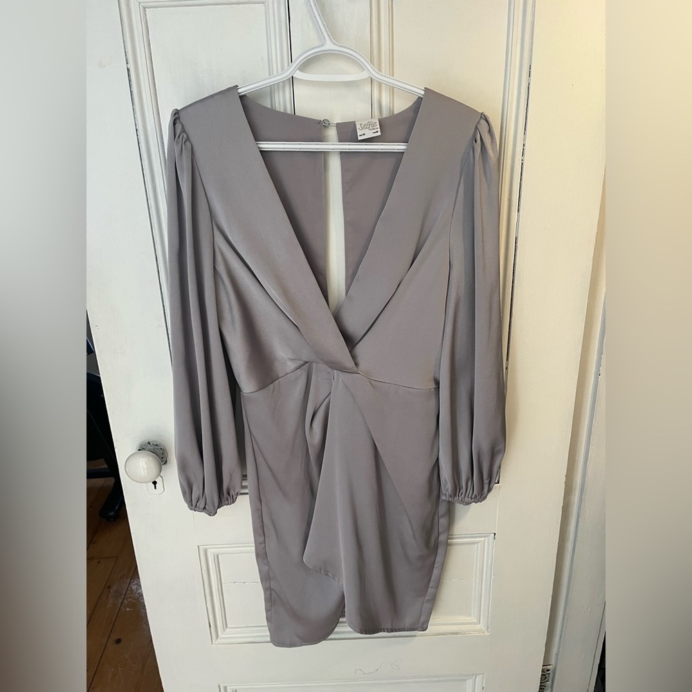 Selfie Leslie lavender/grey dress, medium